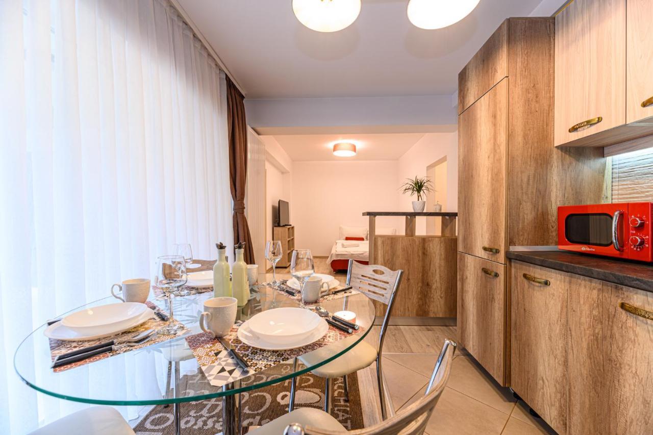 Jad - Luxury Apartments Afi Mall Брашов Екстериор снимка
