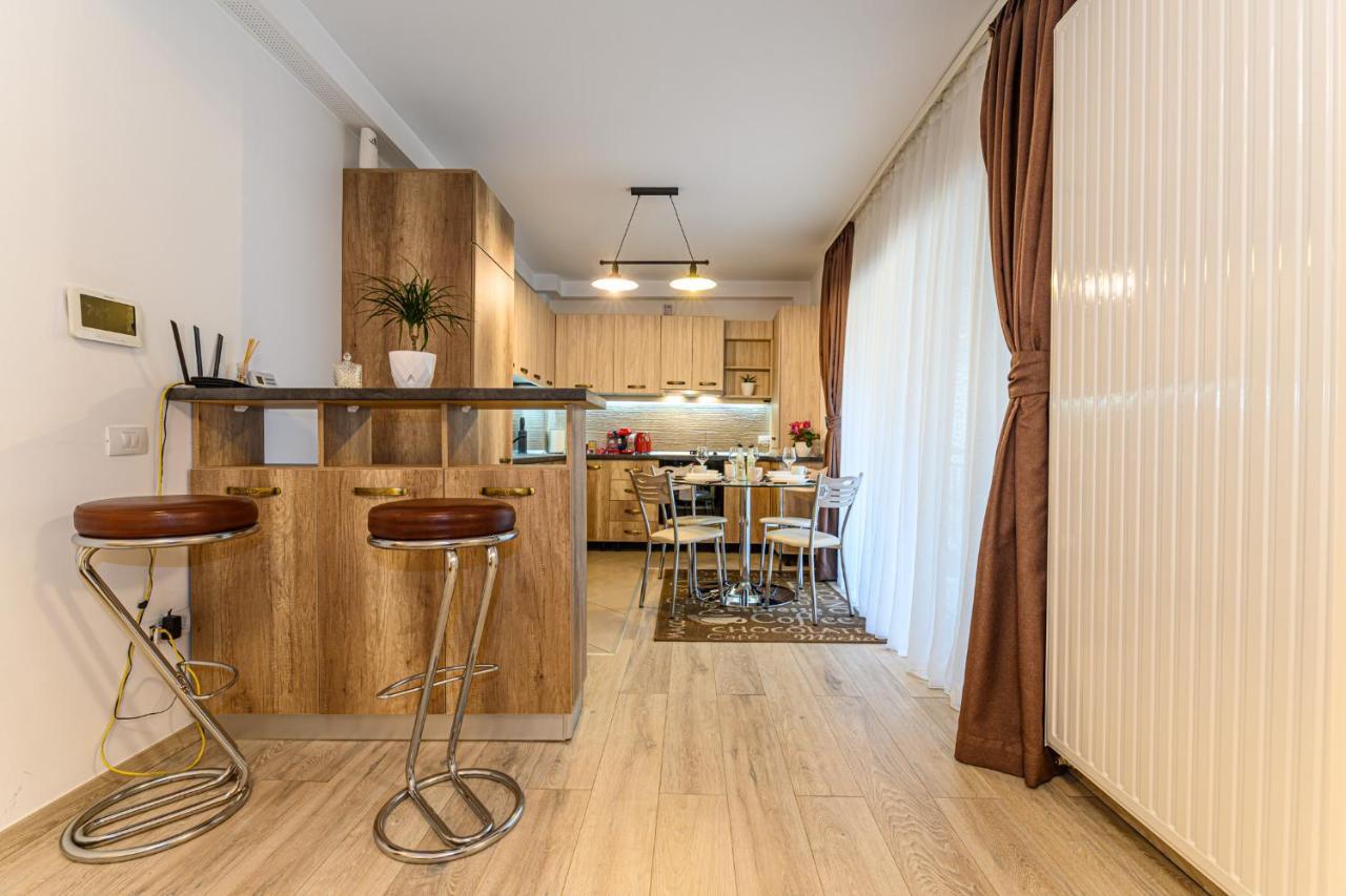 Jad - Luxury Apartments Afi Mall Брашов Екстериор снимка