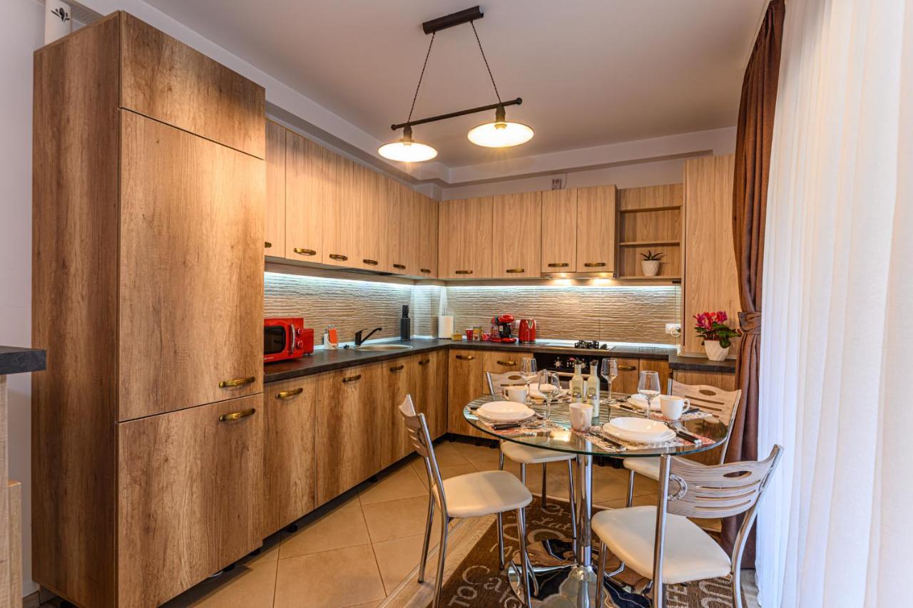 Jad - Luxury Apartments Afi Mall Брашов Екстериор снимка