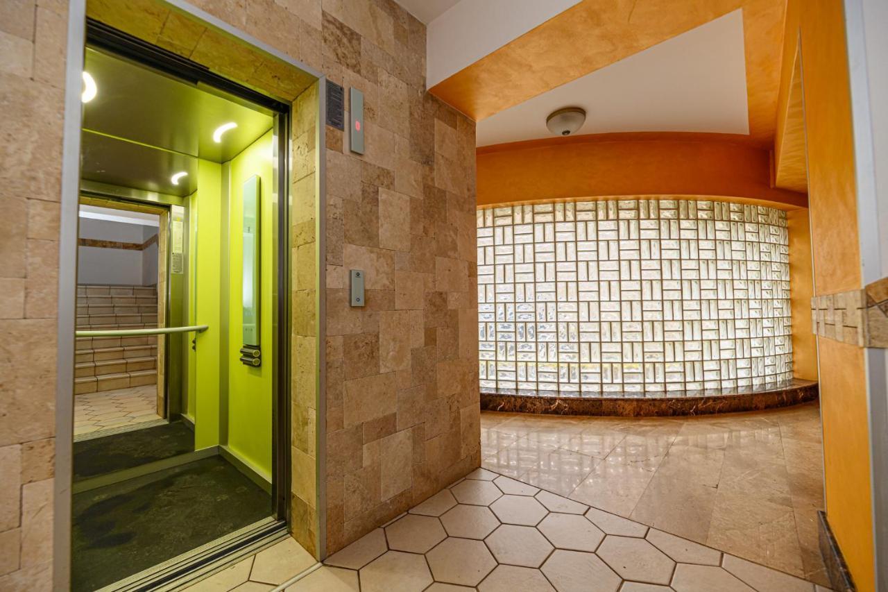 Jad - Luxury Apartments Afi Mall Брашов Екстериор снимка