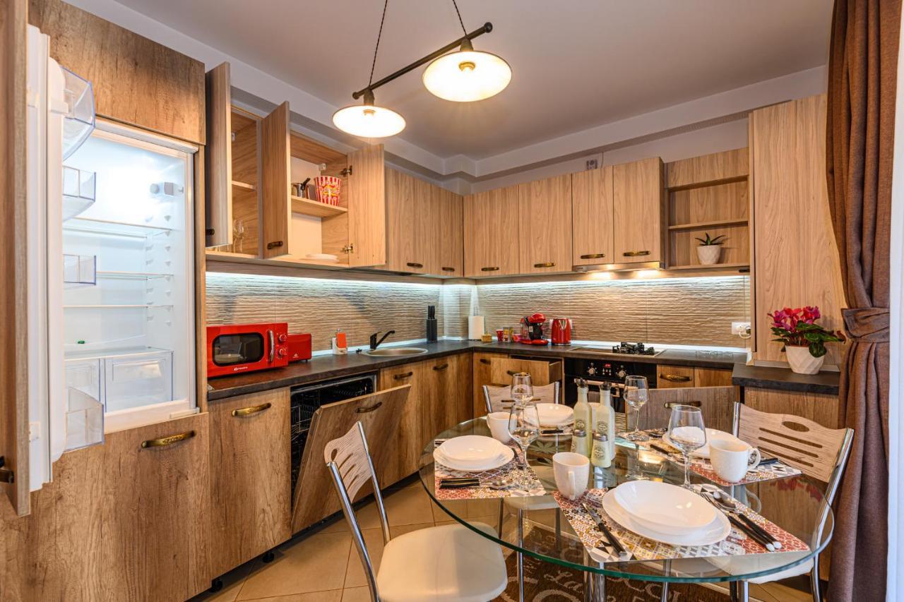 Jad - Luxury Apartments Afi Mall Брашов Екстериор снимка